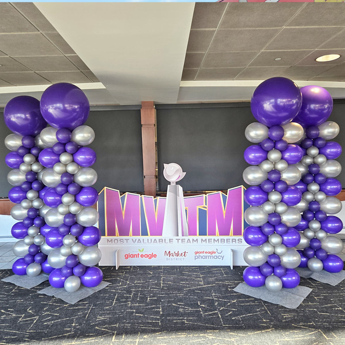 Chevron-Columns-by-Airheads-Balloon-Art Chevron Style Flat Balloon Column at Acrisure Stadium for Trade Show