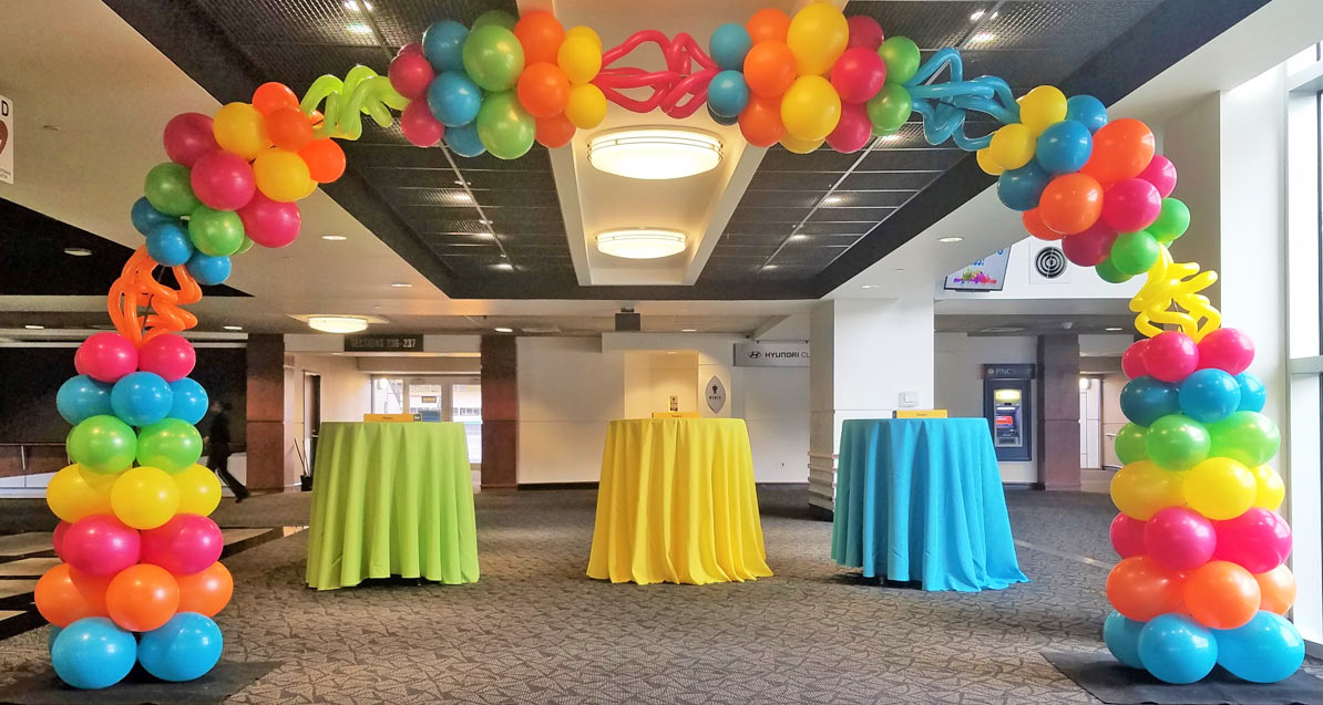 Entrance-Arch-by-Airheads-Balloon-Art Curly-q Arch Entry corporate evet at Acrisure Stadium