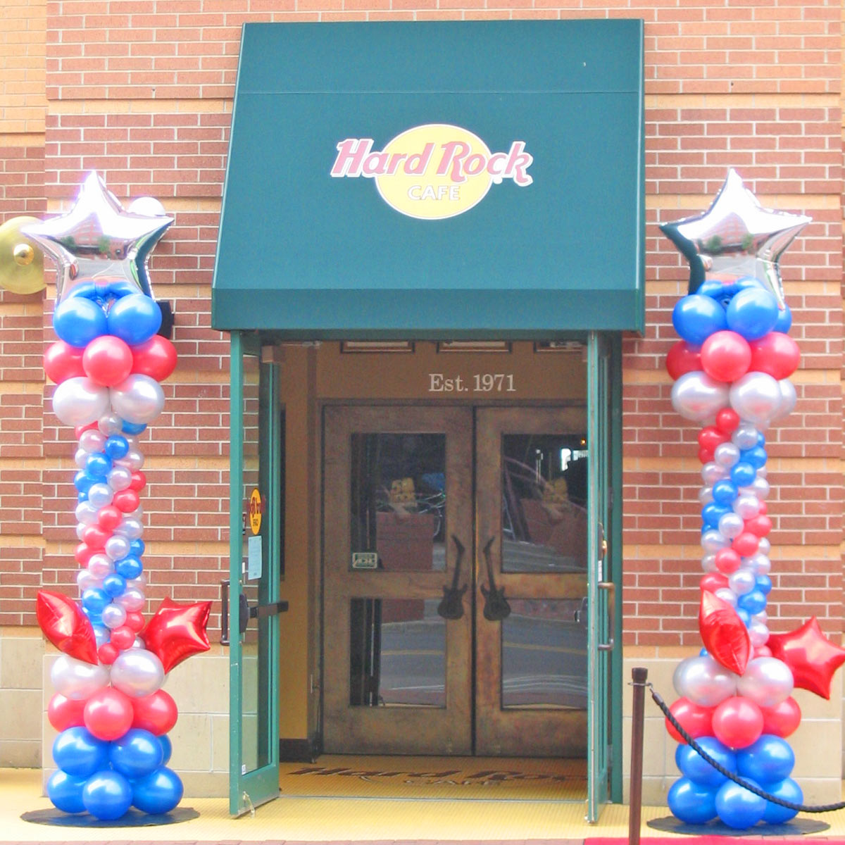 Princess-Columns-by-Airheads-Balloon-Art Princess Balloon Columns for Haerk Rock Cafe Grand Opening in Pittsburgh