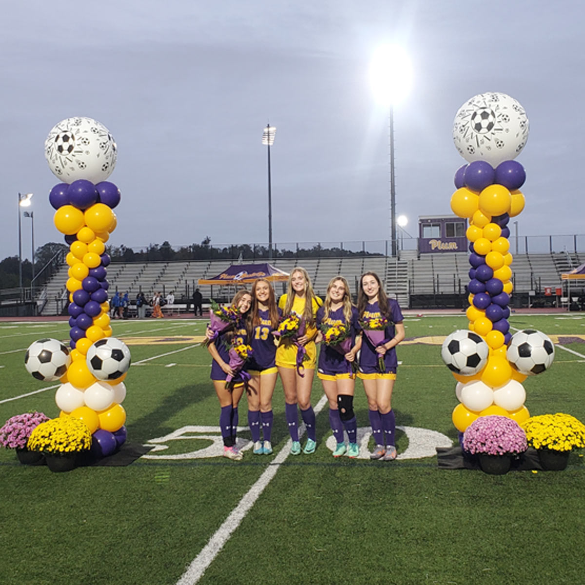 Soccer-Balloon-Columns-by-Airheads-Balloon-Art High School Soccer Football Columns for School events