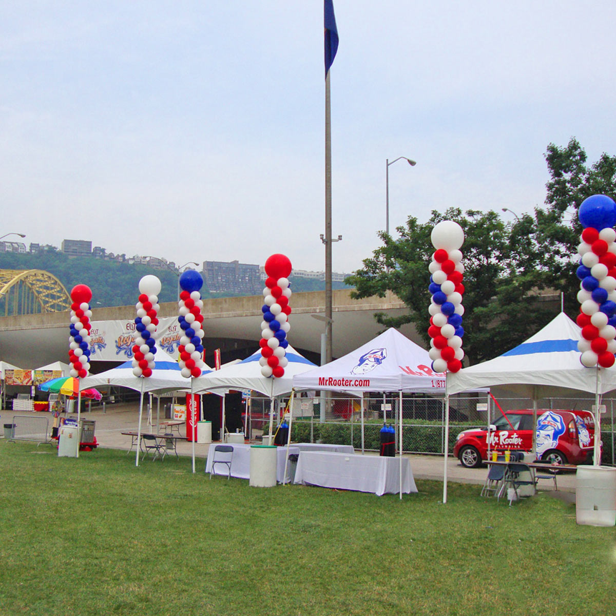Text-Columns-by-Airheads-Balloon-Art Tent Columns at Point State Park for Charity Walk<br />